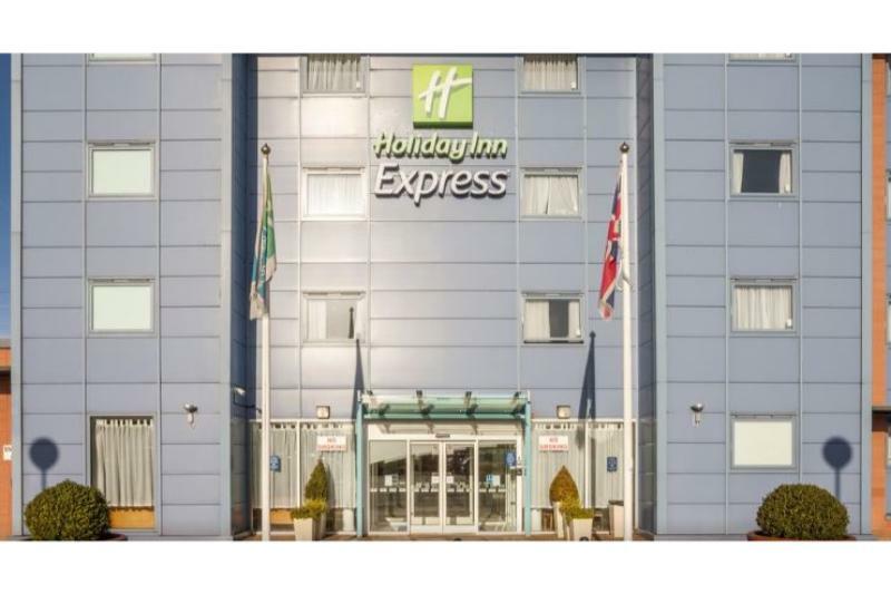 Holiday Inn Express Oxford Kassam Stadium, An Ihg Hotel Exterior foto